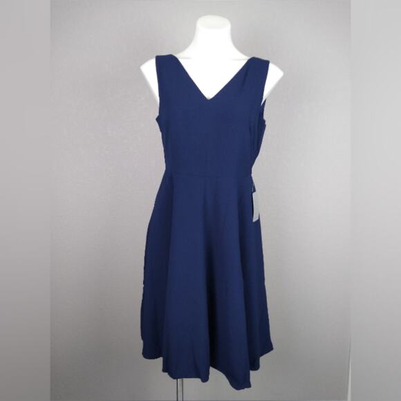 NWT Gal Meets Glam Kendra Fit & Flare Dress Navy 6 - Picture 2 of 15